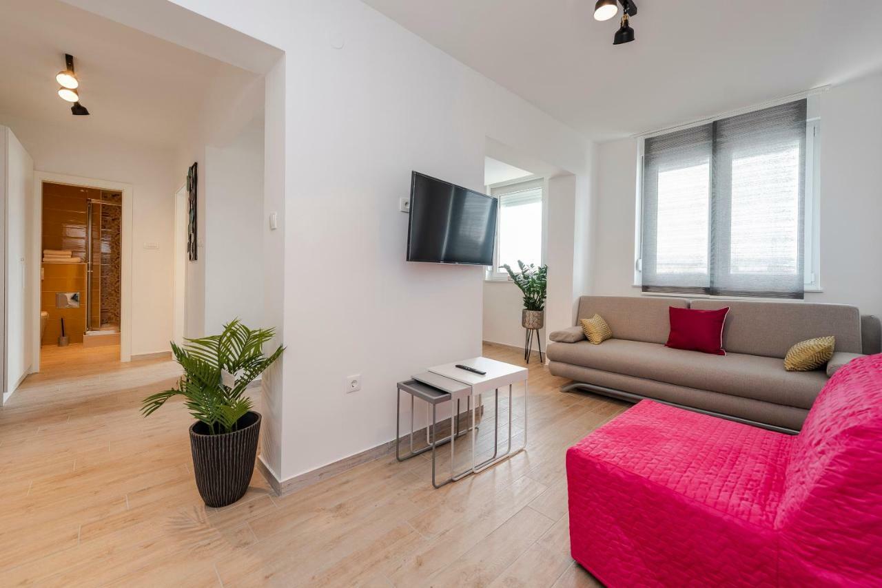 شقة Seven Apartman زادار المظهر الخارجي الصورة