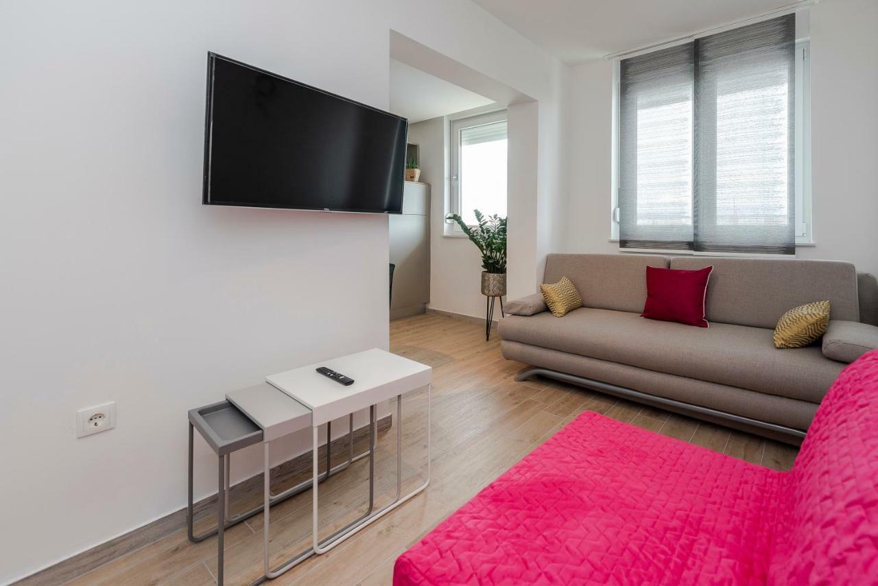 شقة Seven Apartman زادار المظهر الخارجي الصورة