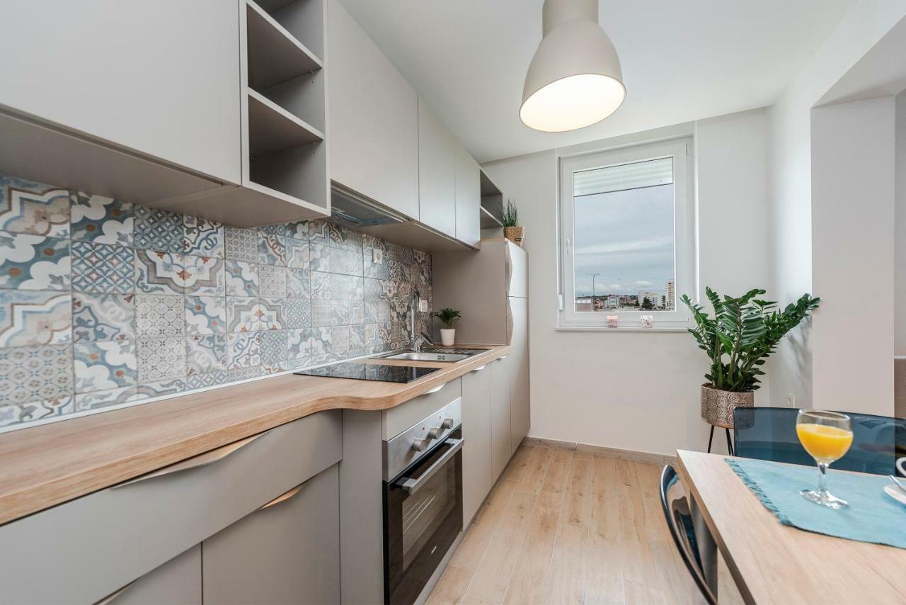 شقة Seven Apartman زادار المظهر الخارجي الصورة